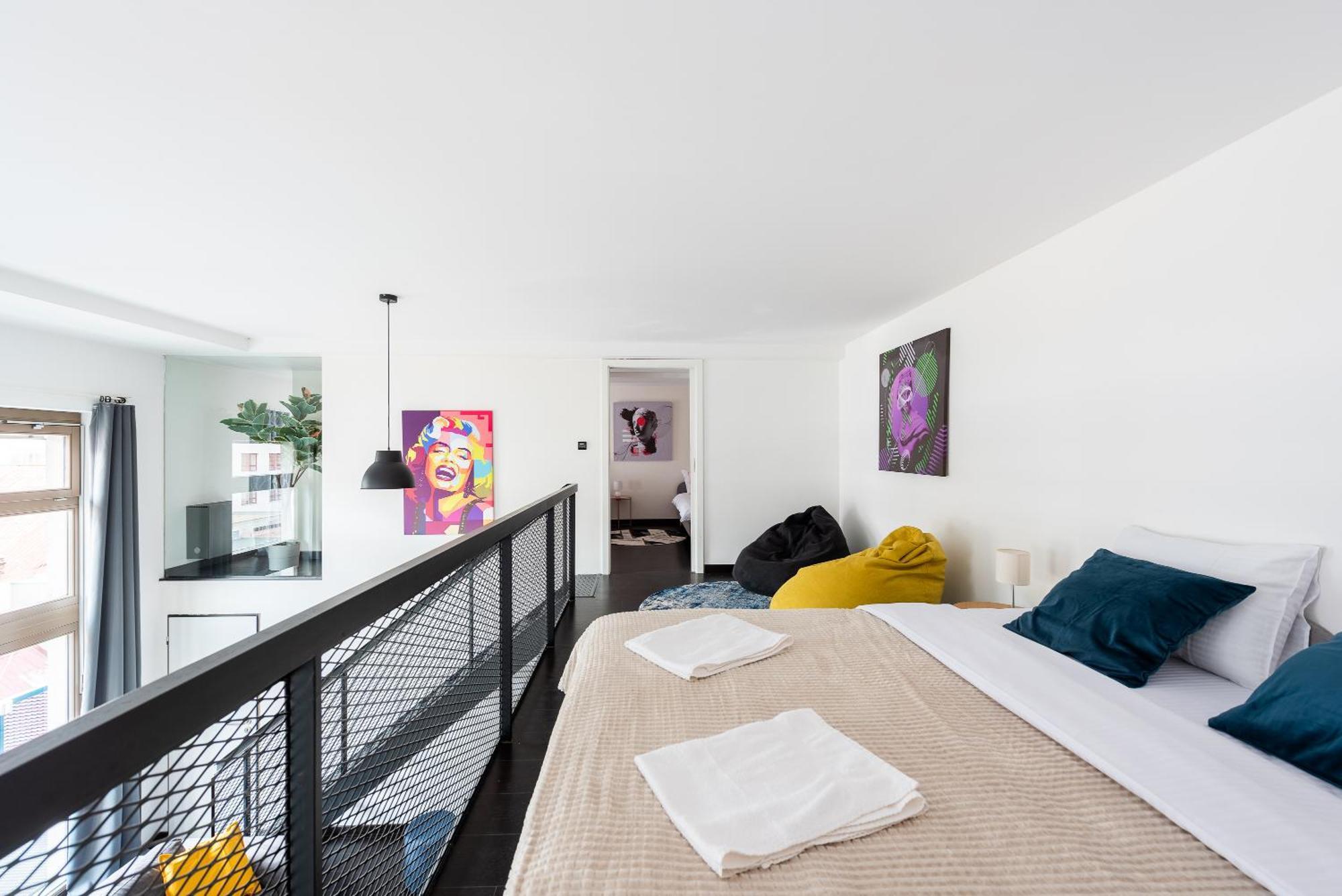 Apartments With Large Balcony, Parking Prag Eksteriør billede
